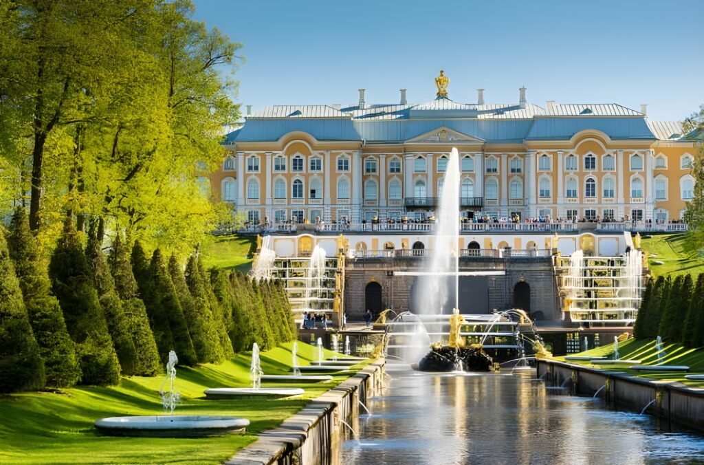 The 11 Best Places to Visit in Russia For First Timers 5 Peterhof Palace St. Petersburg 1