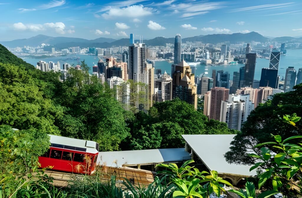 Top Places to Visit in Hong Kong in 2026 for an Unforgettable Trip. 15 Victorias Peak 1